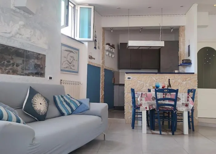 Casada - Ampio Con Vista Mare Nel Cuore Di Appartement