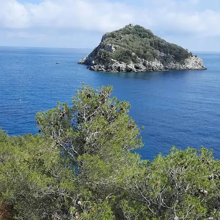 شقة Casada - Ampio Con Vista Mare Nel Cuore Di فادو ليكوري